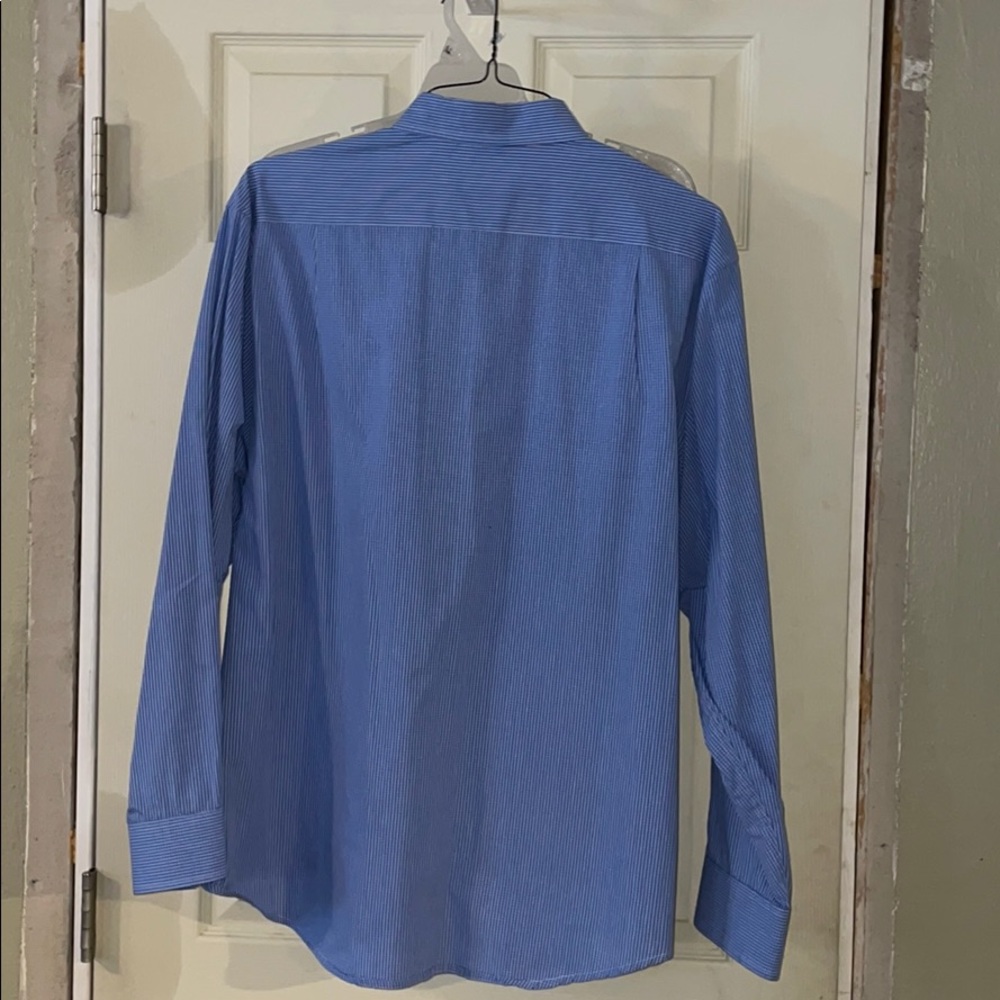 IZOD button down - Picture 5 of 5